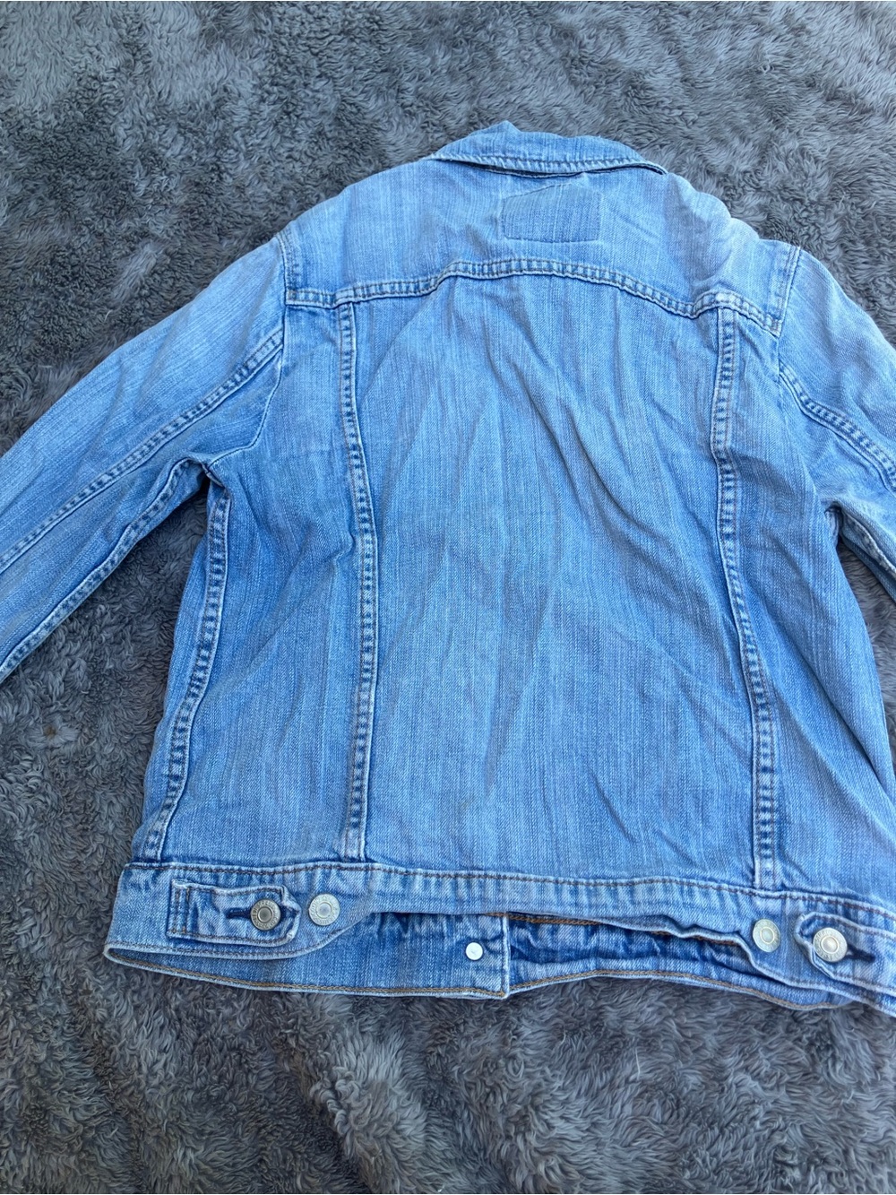 Levi's Light Blue Denim Jean Jacket Distressed Thrashed Size M - Picture 10 of 13